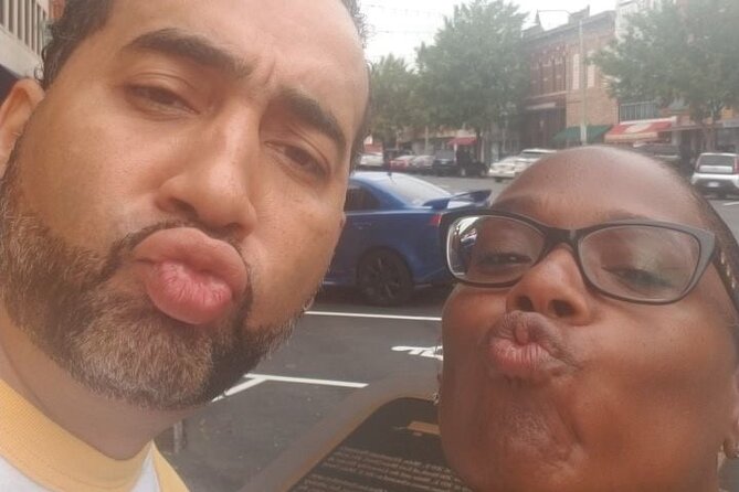 Scavenger Hunt Adventure in Wilmington by Zombie Scavengers - How the App Guides Your Survival Mission