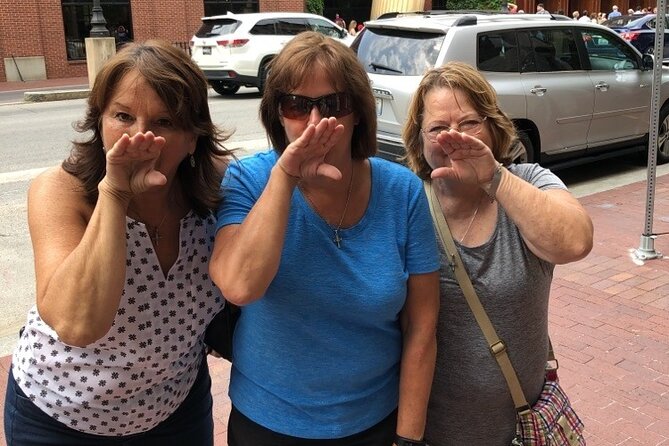 Scavenger Hunt in Providence by Wacky Walks - The Role of the Remote Host