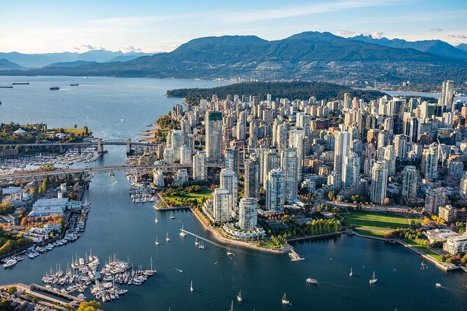 Shore Excursion: Vancouver & Granville Island City Sights Tour - Exploring Brockton Point and Stanley Park