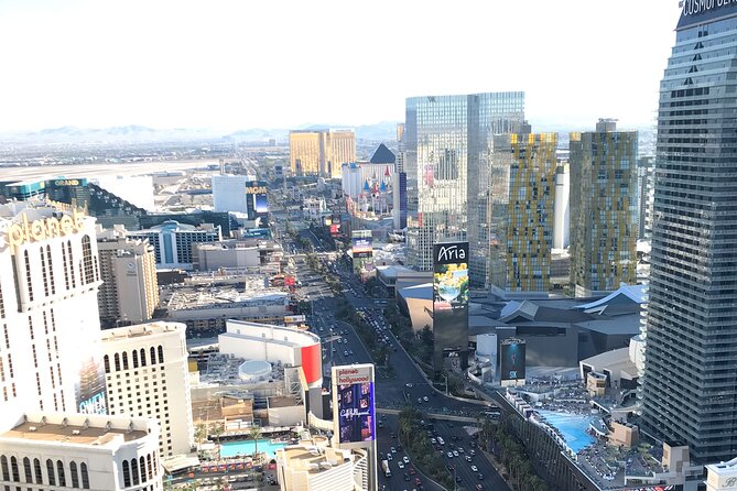 Small Group Vegas Strip Walking Tour with Free Drink - Visiting the Iconic Flamingo Habitat and the Sky-High Zipline