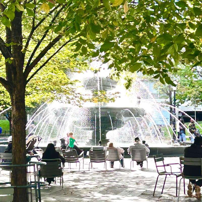 Toronto: City Walking Tour - Convenient Meeting Point at King Street West and Simcoe