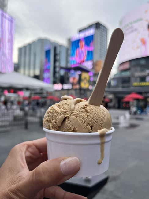 Toronto: Downtown Yonge Street Food Tour - Sampling the Flavors of Indian, Vietnamese, BBQ, and Japanese Desserts