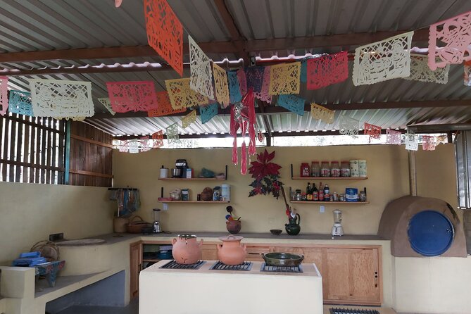 Traditional Oaxaca Cooking Class with Lorenza + Hotel Transfers - Exploring Lorenza’s Rural Farmhouse and Garden