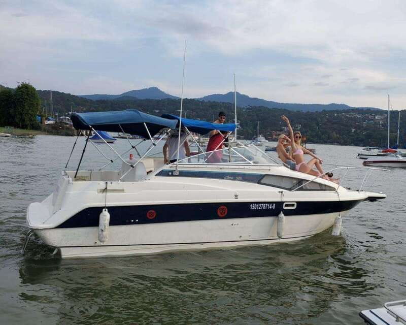 Valle de Bravo: 26 feet Yacht Rental Experience - Exploring Valle de Bravo Lake on a 26 Feet Yacht