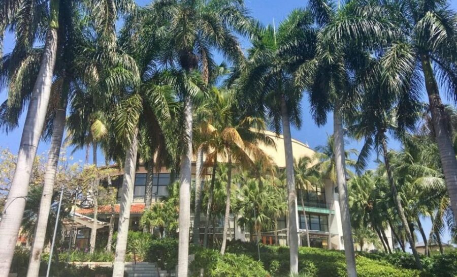 Wet & Dry Fort Lauderdale - Fort Lauderdale’s Scenic Mini-Cruise Along the New River